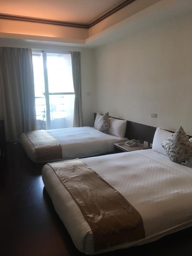 Harmony Ocean Hotel Kenting Bagian luar foto