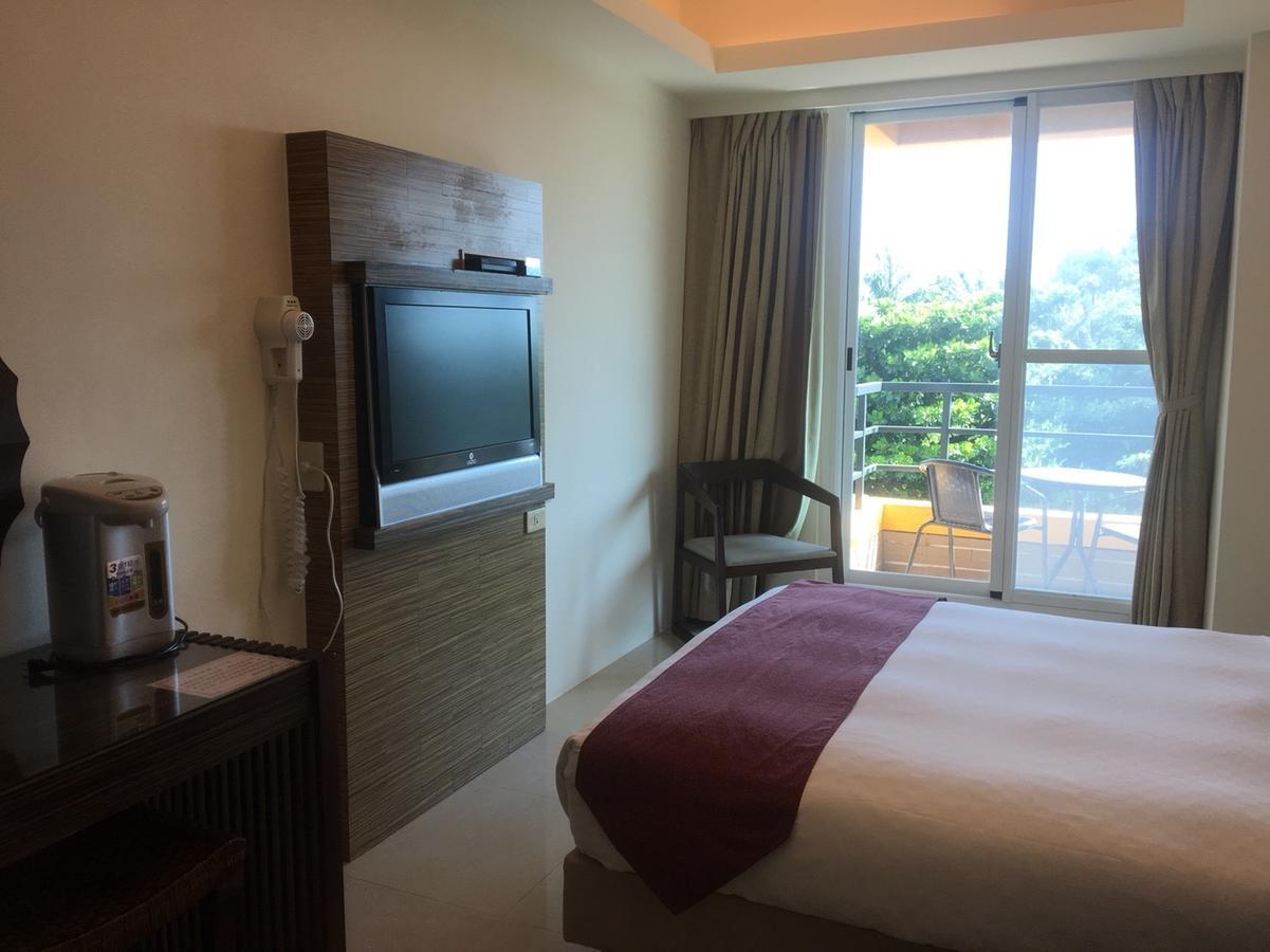 Harmony Ocean Hotel Kenting Bagian luar foto